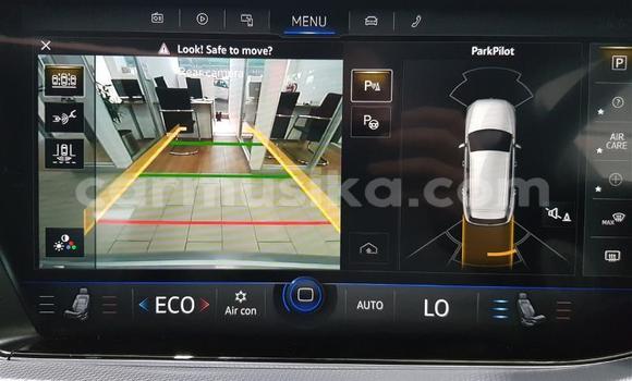 Nunua Ilio tumika Volkswagen Touareg Nyeupe Gari ndani ya Beitbridge nchini Matabeleland Kusini Nunua Ilio tumika Volkswagen Touareg Nyeupe Gari ndani ya Beitbridge nchini Matabeleland Kusini