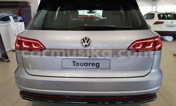 Nunua Ilio tumika Volkswagen Touareg Nyeupe Gari ndani ya Beitbridge nchini Matabeleland Kusini Nunua Ilio tumika Volkswagen Touareg Nyeupe Gari ndani ya Beitbridge nchini Matabeleland Kusini