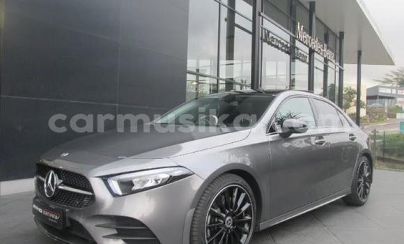 Acheter Occasion Voiture Mercedes‒Benz A–Class Gris à Harare, Harare Acheter Occasion Voiture Mercedes‒Benz A–Class Gris à Harare, Harare