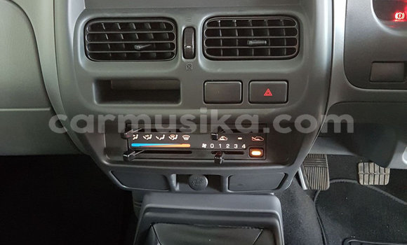 Tenga Tsaru Nissan Hardbody Zvimwe Mota in Beitbridge in Matabeleland South Tenga Tsaru Nissan Hardbody Zvimwe Mota in Beitbridge in Matabeleland South