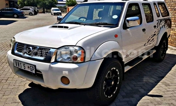 Nunua Ilio tumika Nissan NP 300 Nyeupe Gari ndani ya Beitbridge nchini Matabeleland Kusini Nunua Ilio tumika Nissan NP 300 Nyeupe Gari ndani ya Beitbridge nchini Matabeleland Kusini