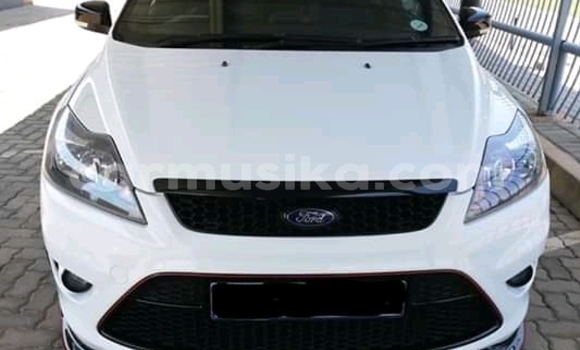Buy Used Ford Focus White Car in Bulawayo in Bulawayo