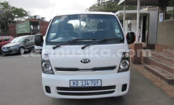 Buy Used Kia K2700 White Truck in Beitbridge in Matabeleland South Buy Used Kia K2700 White Truck in Beitbridge in Matabeleland South