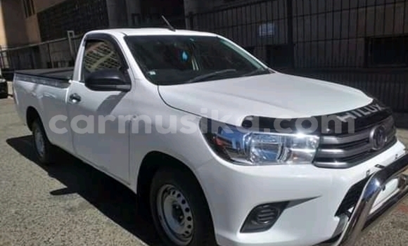 Acheter Occasion Voiture Toyota Hilux Blanc à Chitungwiza, Harare Acheter Occasion Voiture Toyota Hilux Blanc à Chitungwiza, Harare