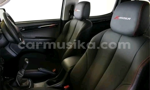 Tenga Tsaru Isuzu KB Tsvuku Mota in Beitbridge in Matabeleland South Tenga Tsaru Isuzu KB Tsvuku Mota in Beitbridge in Matabeleland South