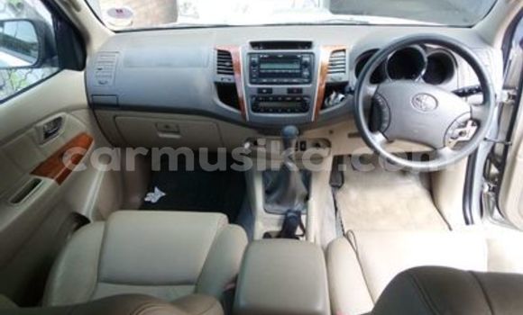 Buy Used Toyota Fortuner Silver Car in Beitbridge in Matabeleland South Buy Used Toyota Fortuner Silver Car in Beitbridge in Matabeleland South