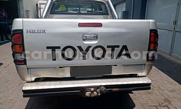 Buy Used Toyota Hilux Silver Car in Beitbridge in Matabeleland South Buy Used Toyota Hilux Silver Car in Beitbridge in Matabeleland South