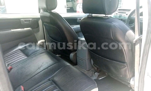 Buy Used Toyota Hilux Silver Car in Beitbridge in Matabeleland South Buy Used Toyota Hilux Silver Car in Beitbridge in Matabeleland South