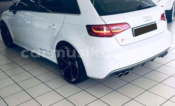 Nunua Ilio tumika Audi S3 Nyeupe Gari ndani ya Beitbridge nchini Matabeleland Kusini Nunua Ilio tumika Audi S3 Nyeupe Gari ndani ya Beitbridge nchini Matabeleland Kusini