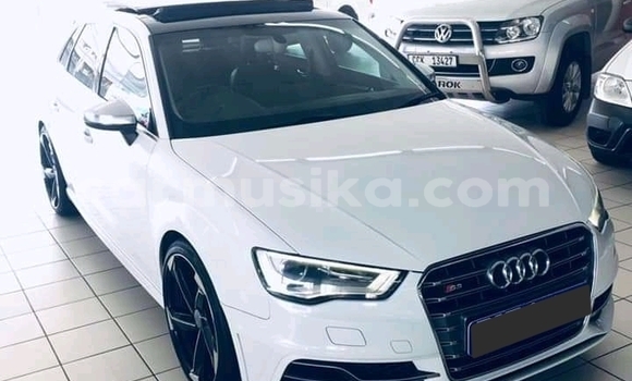 Nunua Ilio tumika Audi S3 Nyeupe Gari ndani ya Beitbridge nchini Matabeleland Kusini Nunua Ilio tumika Audi S3 Nyeupe Gari ndani ya Beitbridge nchini Matabeleland Kusini