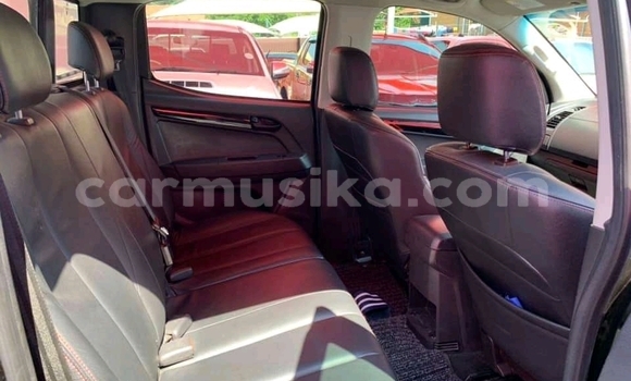 Tenga Tsaru Isuzu KB Nhema Mota in Beitbridge in Matabeleland South Tenga Tsaru Isuzu KB Nhema Mota in Beitbridge in Matabeleland South