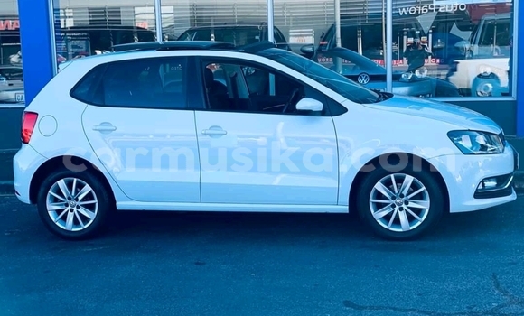 Tenga Tsaru Volkswagen Polo Chena Mota in Beitbridge in Matabeleland South Tenga Tsaru Volkswagen Polo Chena Mota in Beitbridge in Matabeleland South