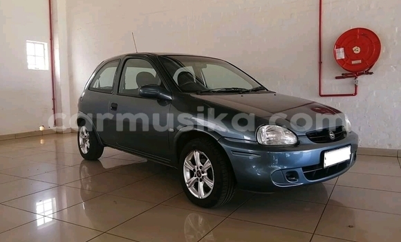 Tenga Tsaru Opel Corsa Sirivha Mota in Beitbridge in Matabeleland South