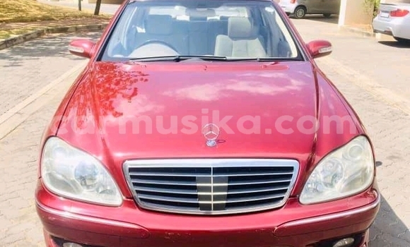 Nunua Ilio tumika Mercedes‒Benz S–Class Nyekundu Gari ndani ya Beitbridge nchini Matabeleland Kusini Nunua Ilio tumika Mercedes‒Benz S–Class Nyekundu Gari ndani ya Beitbridge nchini Matabeleland Kusini