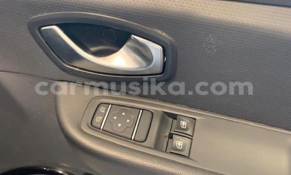 Nunua Ilio tumika Renault Clio Nyeupe Gari ndani ya Beitbridge nchini Matabeleland Kusini Nunua Ilio tumika Renault Clio Nyeupe Gari ndani ya Beitbridge nchini Matabeleland Kusini