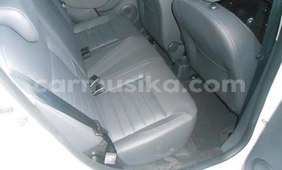 Acheter Occasion Voiture Renault Sandero Blanc à Beitbridge, Matabeleland South Acheter Occasion Voiture Renault Sandero Blanc à Beitbridge, Matabeleland South