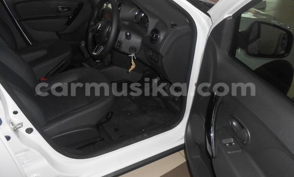 Acheter Occasion Voiture Renault Sandero Blanc à Beitbridge, Matabeleland South Acheter Occasion Voiture Renault Sandero Blanc à Beitbridge, Matabeleland South