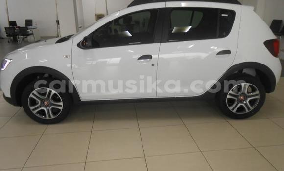 Acheter Occasion Voiture Renault Sandero Blanc à Beitbridge, Matabeleland South Acheter Occasion Voiture Renault Sandero Blanc à Beitbridge, Matabeleland South