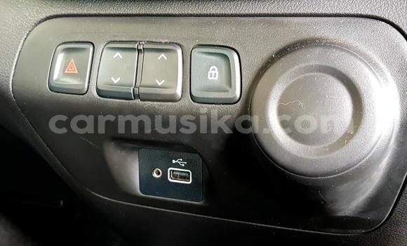 Tenga Tsaru Renault KWID Chena Mota in Beitbridge in Matabeleland South Tenga Tsaru Renault KWID Chena Mota in Beitbridge in Matabeleland South