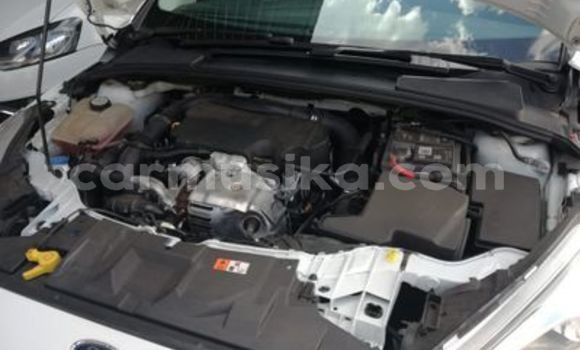 Nunua Ilio tumika Ford Focus Nyeupe Gari ndani ya Beitbridge nchini Matabeleland Kusini Nunua Ilio tumika Ford Focus Nyeupe Gari ndani ya Beitbridge nchini Matabeleland Kusini