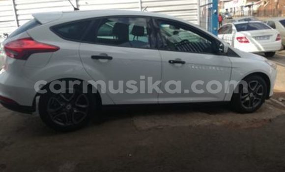 Nunua Ilio tumika Ford Focus Nyeupe Gari ndani ya Beitbridge nchini Matabeleland Kusini Nunua Ilio tumika Ford Focus Nyeupe Gari ndani ya Beitbridge nchini Matabeleland Kusini