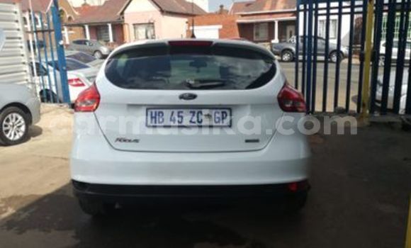 Nunua Ilio tumika Ford Focus Nyeupe Gari ndani ya Beitbridge nchini Matabeleland Kusini Nunua Ilio tumika Ford Focus Nyeupe Gari ndani ya Beitbridge nchini Matabeleland Kusini