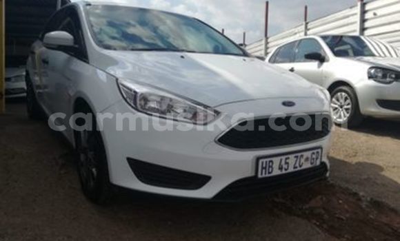 Nunua Ilio tumika Ford Focus Nyeupe Gari ndani ya Beitbridge nchini Matabeleland Kusini Nunua Ilio tumika Ford Focus Nyeupe Gari ndani ya Beitbridge nchini Matabeleland Kusini