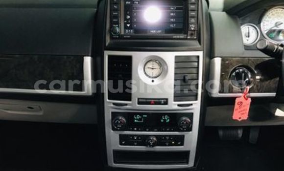 Buy Used Chrysler Voyager Blue Car in Beitbridge in Matabeleland South Buy Used Chrysler Voyager Blue Car in Beitbridge in Matabeleland South