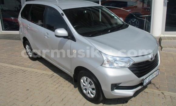 Acheter Occasion Voiture Toyota Avanza Gris à Harare, Harare