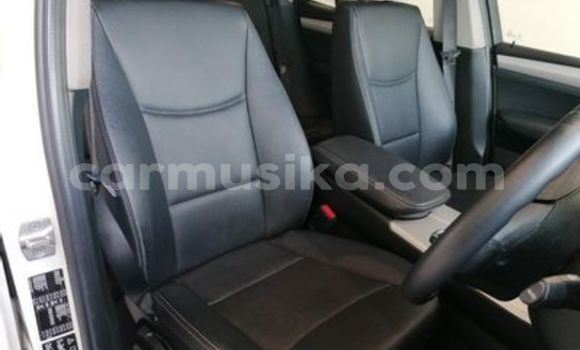 Acheter Occasion Voiture BMW X3 Blanc à Beitbridge, Matabeleland South Acheter Occasion Voiture BMW X3 Blanc à Beitbridge, Matabeleland South