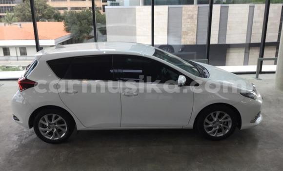 Acheter Occasion Voiture Toyota Auris Blanc à Harare, Harare Acheter Occasion Voiture Toyota Auris Blanc à Harare, Harare
