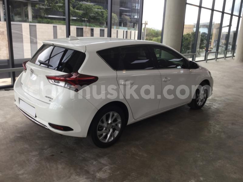 Big with watermark toyota auris harare harare 18619