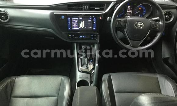 Acheter Occasion Voiture Toyota Auris Blanc à Harare, Harare Acheter Occasion Voiture Toyota Auris Blanc à Harare, Harare