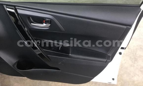 Acheter Occasion Voiture Toyota Auris Blanc à Harare, Harare Acheter Occasion Voiture Toyota Auris Blanc à Harare, Harare