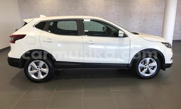 Acheter Occasion Voiture Nissan Qashqai Blanc à Harare, Harare Acheter Occasion Voiture Nissan Qashqai Blanc à Harare, Harare
