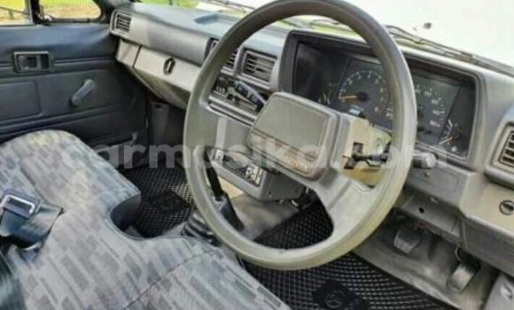 Acheter Occasion Voiture Toyota Hilux Blanc à Beitbridge, Matabeleland South Acheter Occasion Voiture Toyota Hilux Blanc à Beitbridge, Matabeleland South