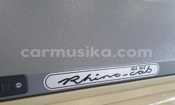 Tenga Tsaru Toyota Hilux Zvimwe Mota in Bulawayo in Bulawayo Tenga Tsaru Toyota Hilux Zvimwe Mota in Bulawayo in Bulawayo