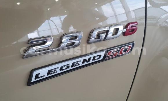 Tenga Tsaru Toyota Hilux Zvimwe Mota in Bulawayo in Bulawayo Tenga Tsaru Toyota Hilux Zvimwe Mota in Bulawayo in Bulawayo