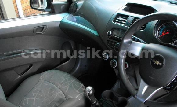 Acheter Occasion Voiture Chevrolet Spark Blanc à Beitbridge, Matabeleland South Acheter Occasion Voiture Chevrolet Spark Blanc à Beitbridge, Matabeleland South