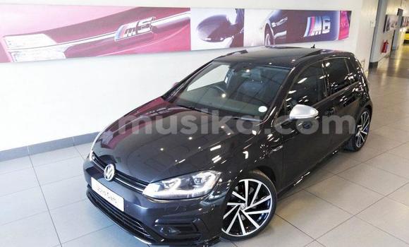 Acheter Occasion Voiture Volkswagen Golf R Noir à Harare, Harare Acheter Occasion Voiture Volkswagen Golf R Noir à Harare, Harare
