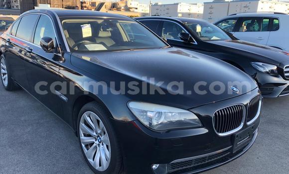 Nunua Ilio tumika BMW 7er Nyeusi Gari ndani ya Beitbridge nchini Matabeleland Kusini
