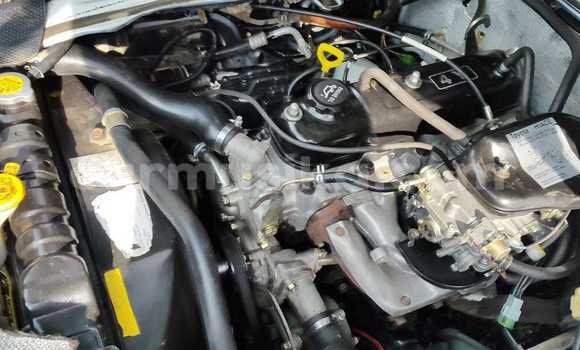 Acheter Occasion Voiture Toyota Hiace Blanc à Beitbridge, Matabeleland South Acheter Occasion Voiture Toyota Hiace Blanc à Beitbridge, Matabeleland South