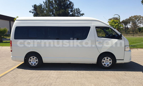 Acheter Occasion Voiture Toyota Hiace Blanc à Beitbridge, Matabeleland South