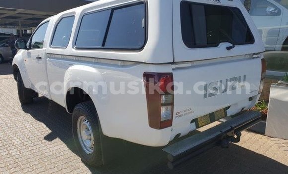 Tenga Tsaru Isuzu D–MAX Chena Mota in Beitbridge in Matabeleland South Tenga Tsaru Isuzu D–MAX Chena Mota in Beitbridge in Matabeleland South