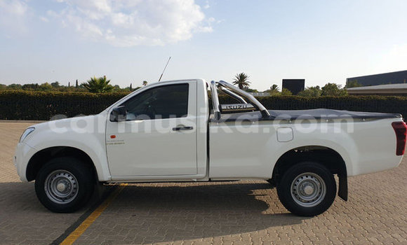 Acheter Occasion Voiture Isuzu D–MAX Blanc à Beitbridge, Matabeleland South Acheter Occasion Voiture Isuzu D–MAX Blanc à Beitbridge, Matabeleland South