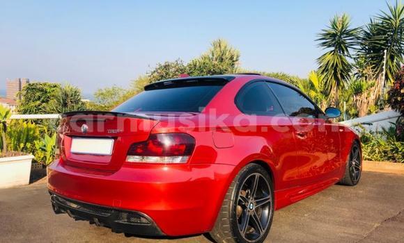 Acheter Occasion Voiture BMW 1M Rouge à Beitbridge, Matabeleland South Acheter Occasion Voiture BMW 1M Rouge à Beitbridge, Matabeleland South