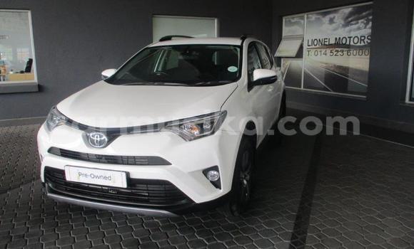 Acheter Occasion Voiture Toyota RAV4 Blanc à Harare, Harare Acheter Occasion Voiture Toyota RAV4 Blanc à Harare, Harare
