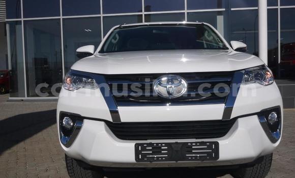 Tenga Tsaru Toyota Fortuner Chena Mota in Beitbridge in Matabeleland South Tenga Tsaru Toyota Fortuner Chena Mota in Beitbridge in Matabeleland South