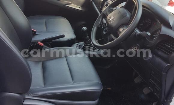 Tenga Tsaru Toyota Hilux Chena Mota in Beitbridge in Matabeleland South Tenga Tsaru Toyota Hilux Chena Mota in Beitbridge in Matabeleland South