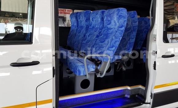 Tenga Tsaru Volkswagen Transporter Chena Mota in Beitbridge in Matabeleland South Tenga Tsaru Volkswagen Transporter Chena Mota in Beitbridge in Matabeleland South